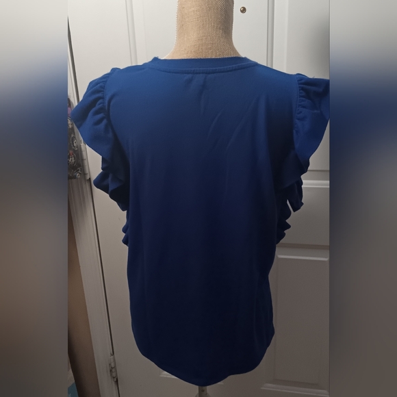 Drew flutter sleeve top size medium - Picture 2 of 6